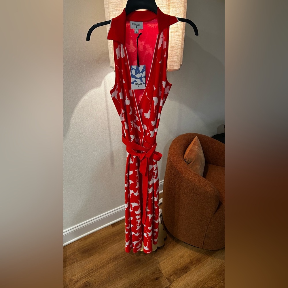 Diane Von Furstenberg /Target orange /White Floral Sleeveless midi wrap dress.